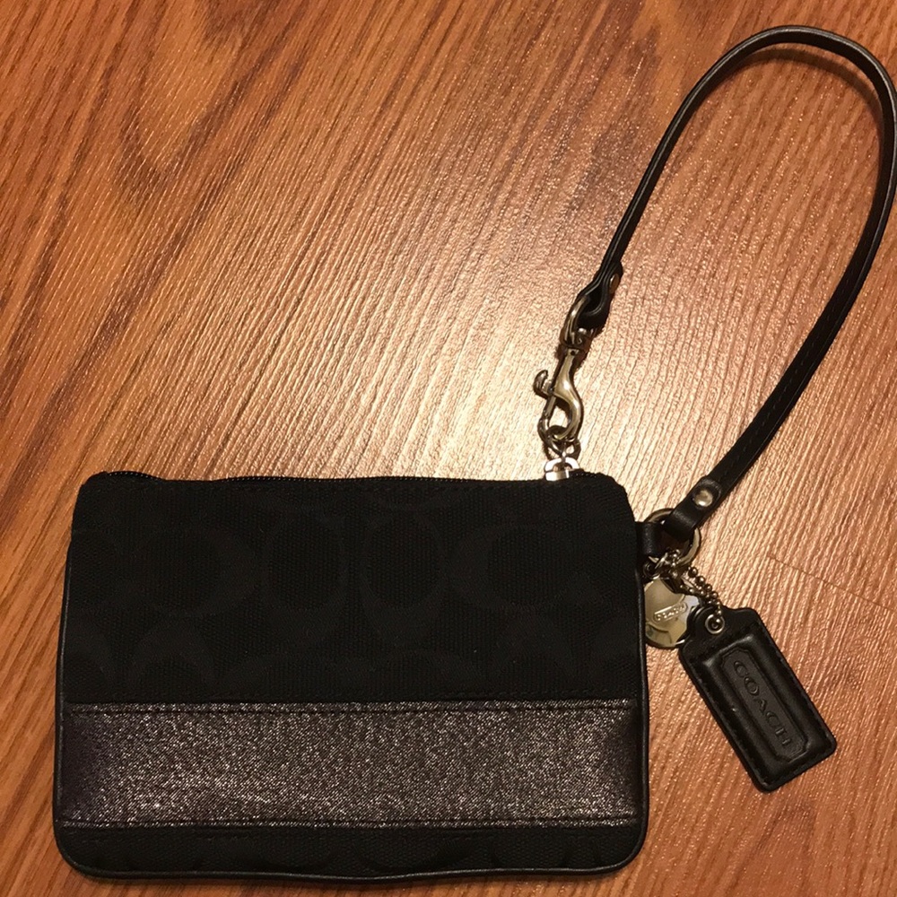 Wristlet